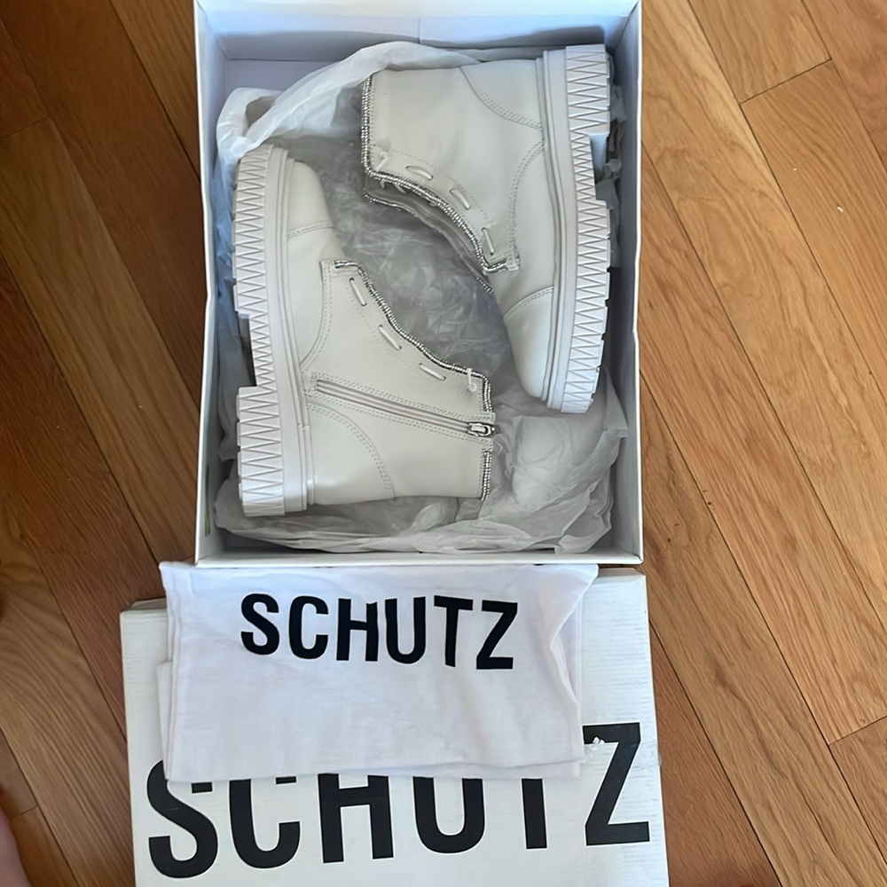 Schutz white rhinestone boots size 7